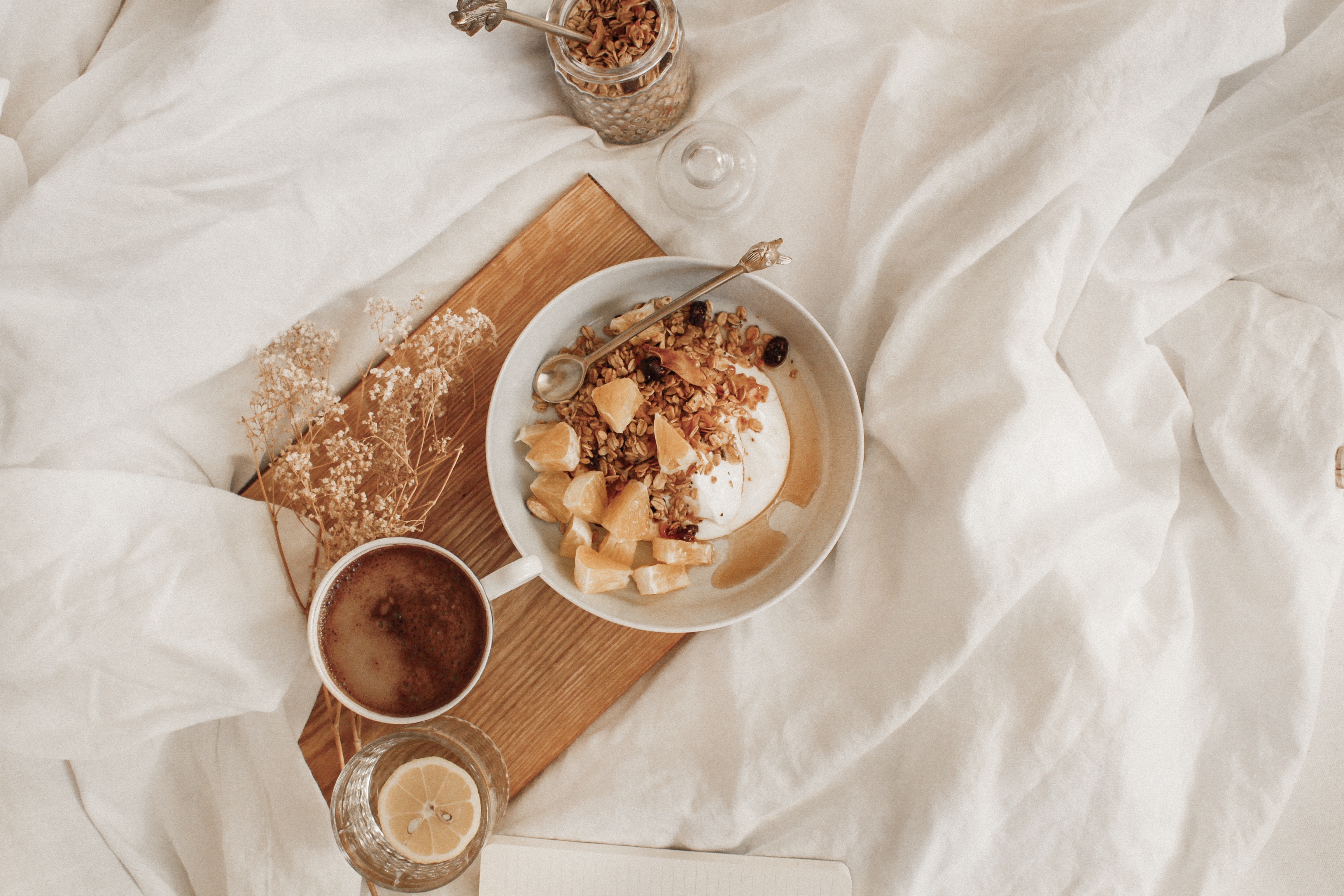 Apelsininė granola su cinamonu